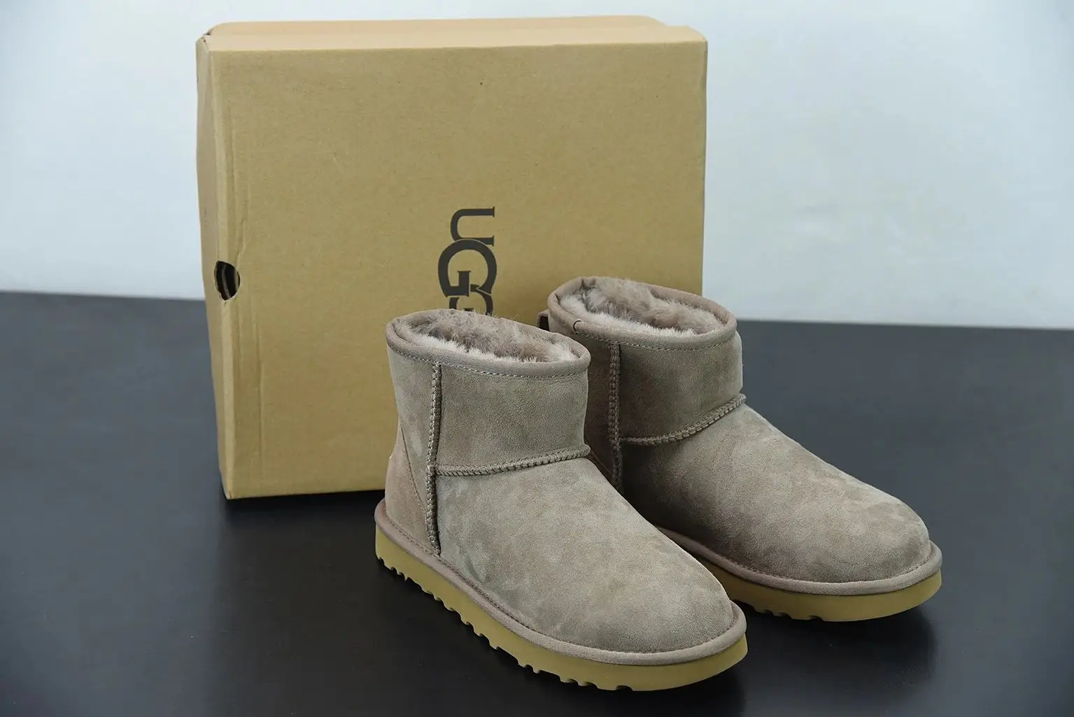 UGG Classic Mini Boots 4